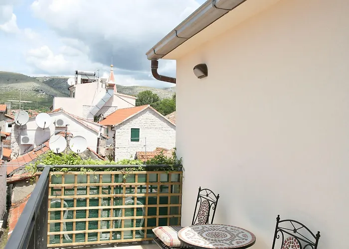 Pensionat Heritage Stone House Beljan - Old Town Trogir