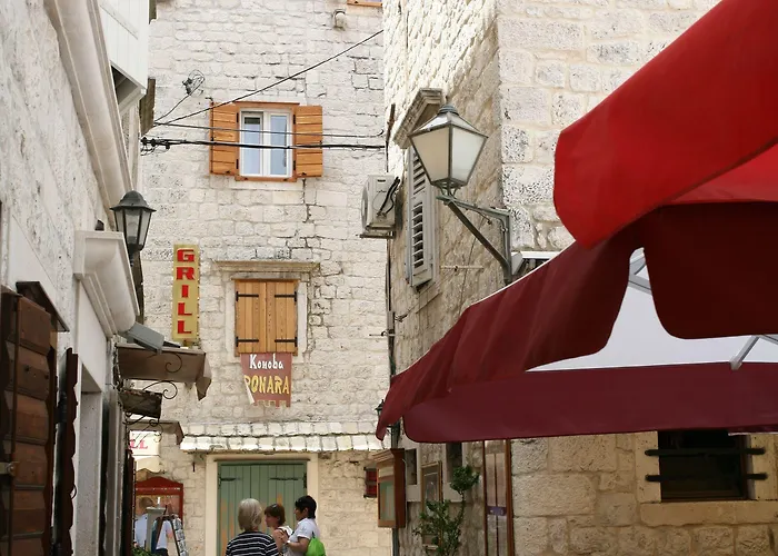 Heritage Stone House Beljan - Old Town Penzion 3*